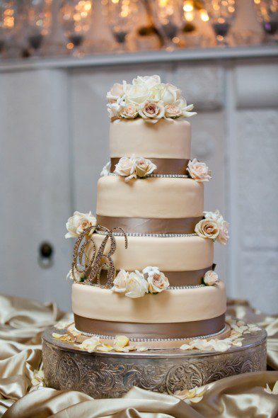 Bunn Salarzon - elegant four tier wedding cake